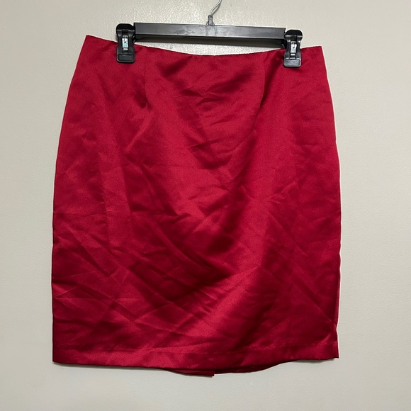 David's Bridal Red Pencil Skirt 10 Silky Satin Christmas Office Holiday Party - Picture 1 of 10